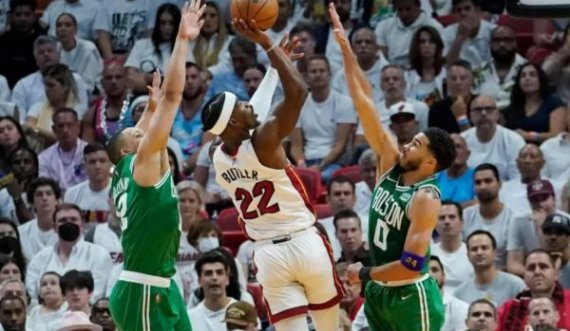 Bostoni e eliminon Miamin, shkon në finale të NBA-së