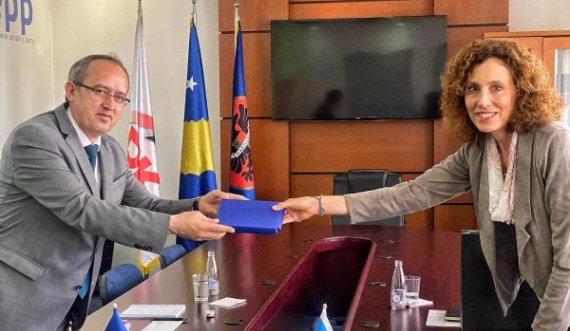 Ambasadorja Ziv në Prishtinë, pas Gërvallës ish-Kryeministri Hoti paralajmëron vizitë në Izrael