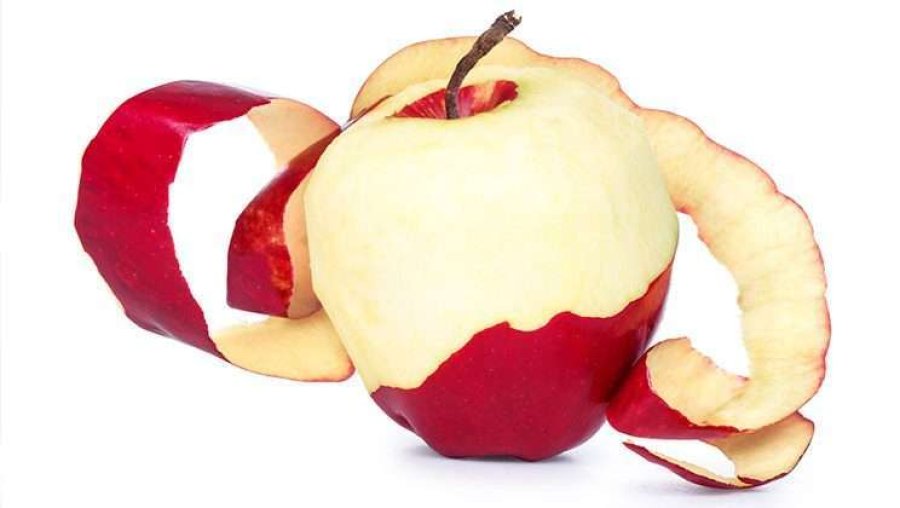​Mos e hidhni lëvoren e mollës, mund ta përdorni në disa mënyra