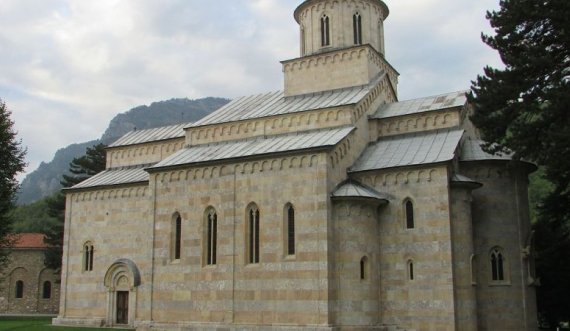 Manastiri i Deçanit kthehet në Google Maps dhe atë në gjuhën shqipe 