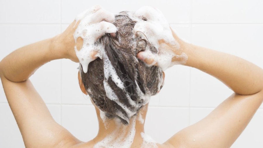 Nëse shampo përmban këtë përbërës mos bëni gabim që ta bleni
