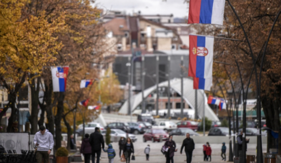 KMDLNj për serbët nga veriu: Edhe marrin rrogë nga buxheti i Kosovës, edhe kërcënojnë