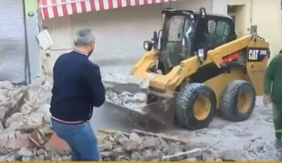 Situatë paniku në Turqi, qytetarët hidhen nga lartësia për t’i “shpëtuar” tërmetit