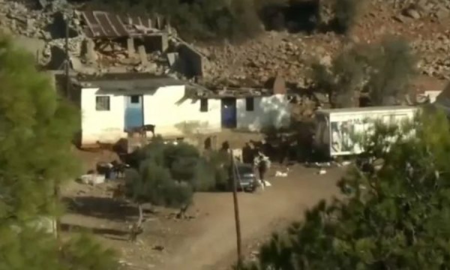 14 vjeçari vret vëllain e tij aksidentalisht me armë: E ngatërrova me një derr