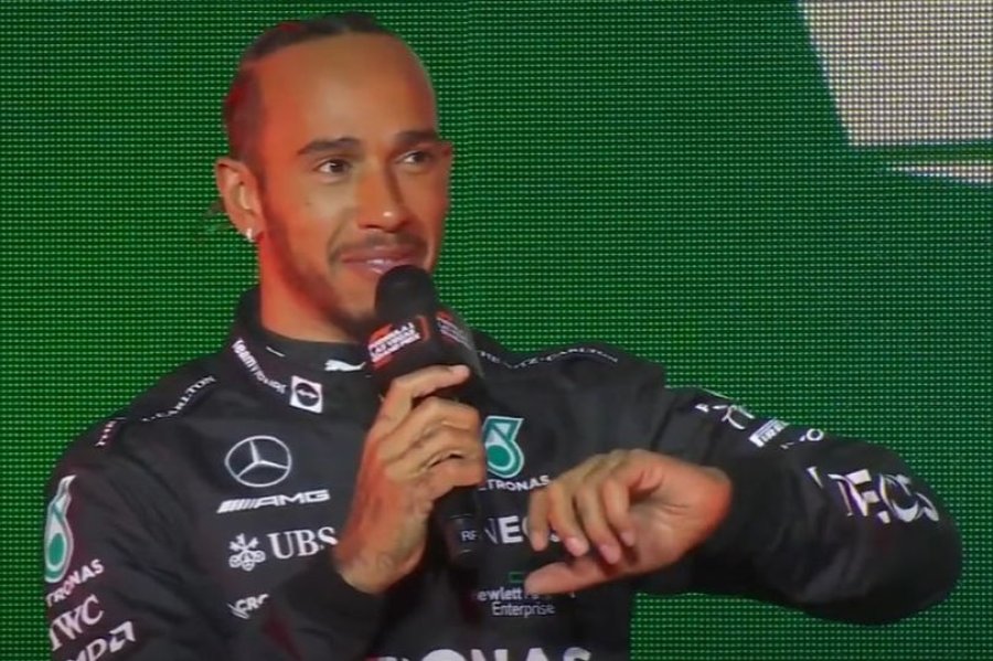 Hamilton arrin fitoren e parë me 'Ferrarin'