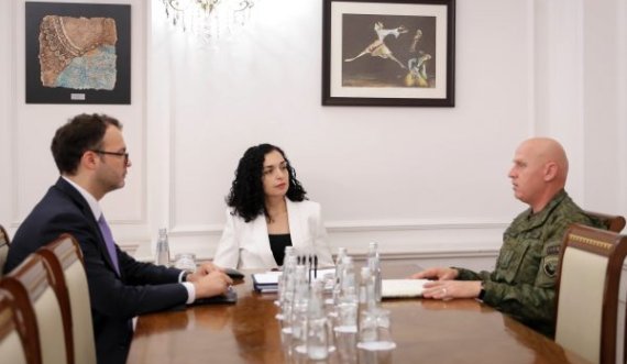  Takohen Osmani - Jashari:  Diskutojnë situatën e sigurisë në vend