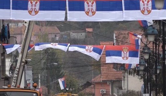 Kosova e tensionuar me mundësi eskalimi, serbët e veriut të Kosovës drejt vetë organizimit me skenar të rrezikshëm të   ndarjes!