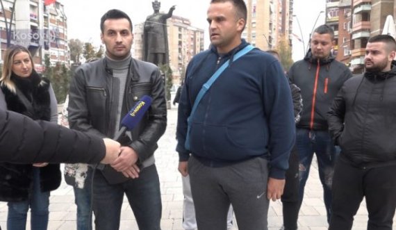 Flasin dy qytetarë serbë që thonë se janë larguar nga FSK-ja