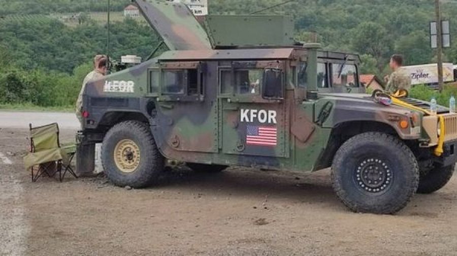Misioni i KFOR-it i udhëhequr nga NATO vazhdon të monitorojë zhvillimet lokale