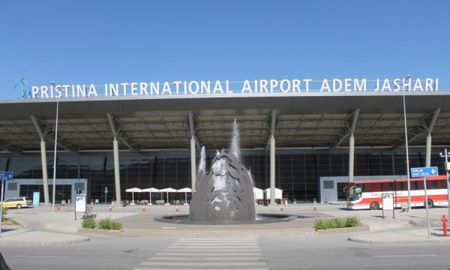 Aeroporti i Prishtinës njofton qytetarët që kanë humbur valixhet e tyre apo gjëra të tjera