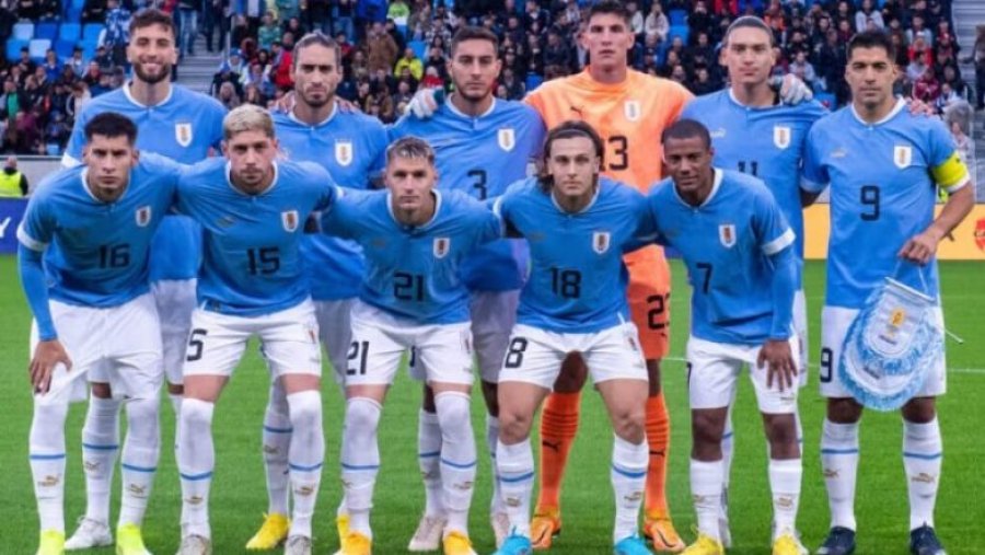 Ekipi i Uruguait publikon listën speciale për “Katar 2022: Nga Suarez dhe Valverde te Nunez e Araujo 
