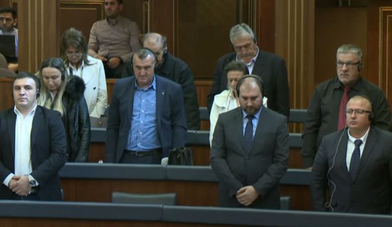 Raci: Lista Serbe sikurse edhe Serbia, hipokritë!