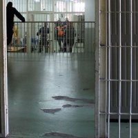 Për nëna me fëmijë burgjet ende pa hapësira të veçanta