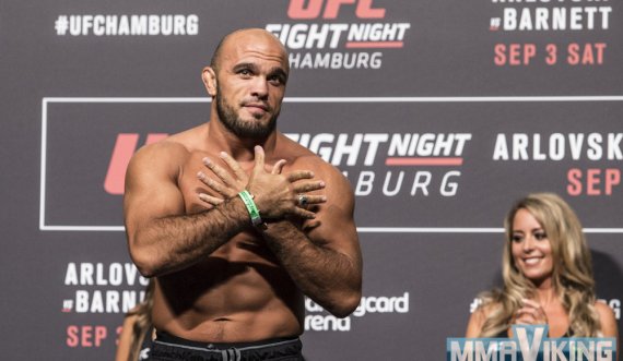 Infektohet keq Ylli i shqiptar  i UFC-s Ilir Latifi,  suspendohet për tre muaj