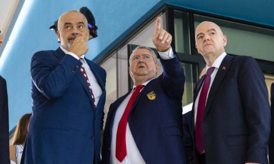 Infantino falënderon shqiptarët, nga Katari kujton momentin kur Shqipëria ndihmoi refugjatët afgan