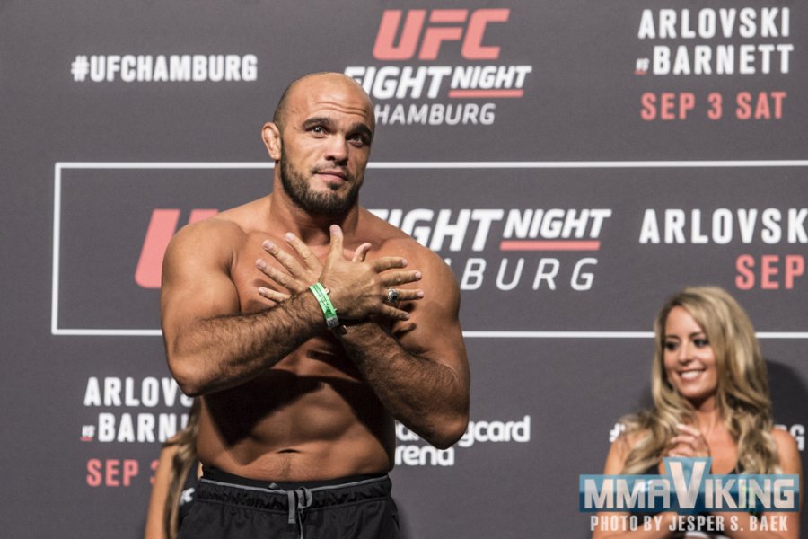 Infektohet keq Ylli i shqiptar  i UFC-s Ilir Latifi,  suspendohet për tre muaj