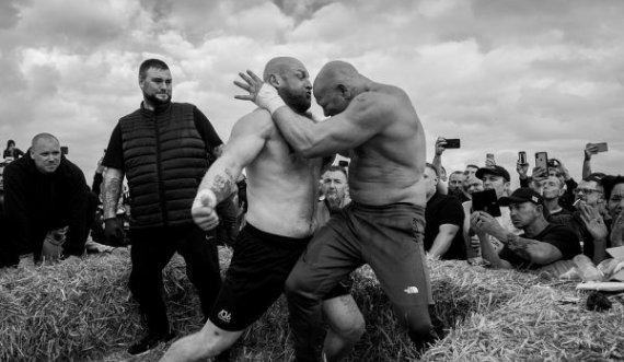 Zbulohen pamjet më të rënda nga  ndeshja më brutale e sportit të boksit