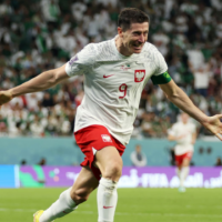 Triumfon Polonia, me golat e Piotr Zielinski dhe Robert Lewandowski e mposht Arabinë Saudite me rezultatin e pastër 2:0