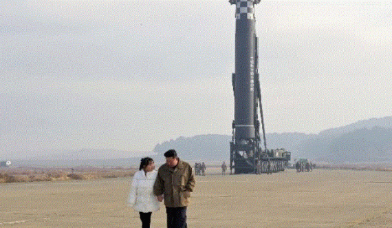 Kim Jong: Do të kemi forcën bërthamore më të fuqishme në botë