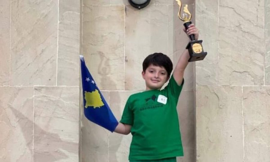 Ky është nxënësi nga Kosova që fitoj vendin e parë në garën ndërkombëtare të matematikës