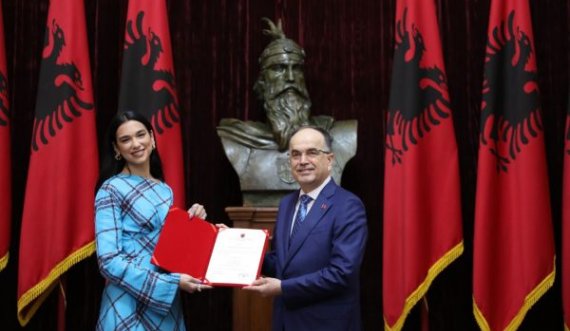 Dua Lipa lajm dite në mediet ndërkombëtare: E mori nënshtetësinë shqiptare
