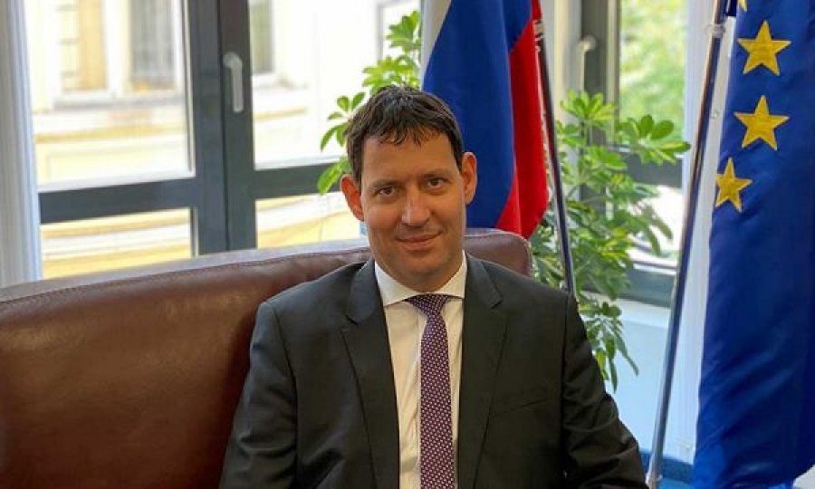 Frangesh: Ne besojmë që njerëzit nga Kosova së shpejti mund ta gëzojnë një regjim pa viza
