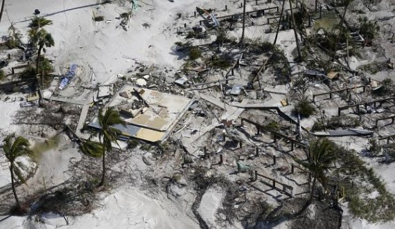 Si zhduku uragani një lagje të tërë në SHBA