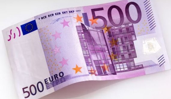 Pejë: Një person i dërgon në bankë 1,000 euro të falsifikuara, policia në kërkim të tij