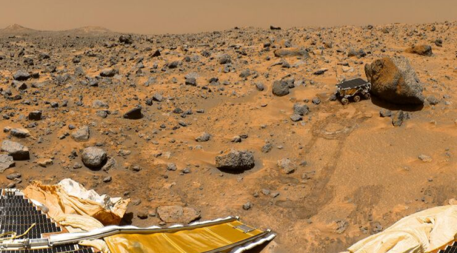 Ka “ujë të lëngshëm” nën Mars, kanë sugjeruar prova të reja.