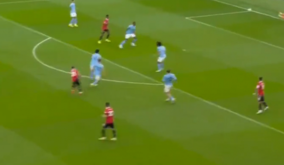 Man Utd e ngushton në 4:1 rezultatin ndaj Cityt