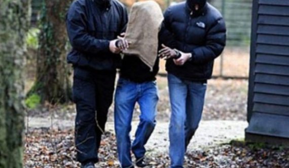 Një vajzë mes pengmarrësve, zbulohet identiteti i shqiptarit që u rrëmbye