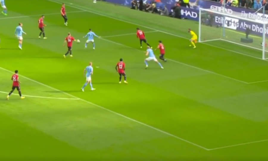 Foden e kalon Man Cityn në epërsi ndaj Man Unitedit