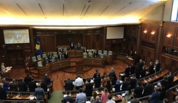 Ditë e ngjeshur: Kuvendi sot vazhdon seancën, do të mblidhet edhe kryesia