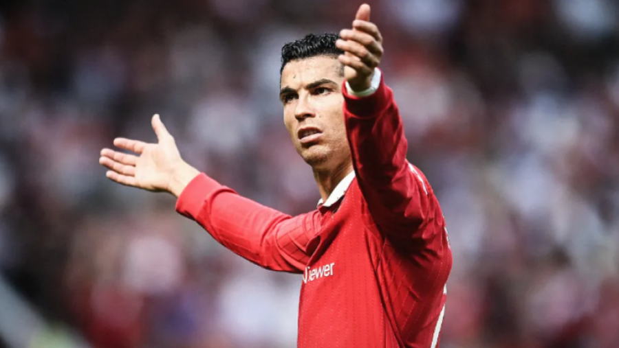 Ronaldo bëhet lojtari i parë që arrin të shënojë në pesë Kampionate Botërore