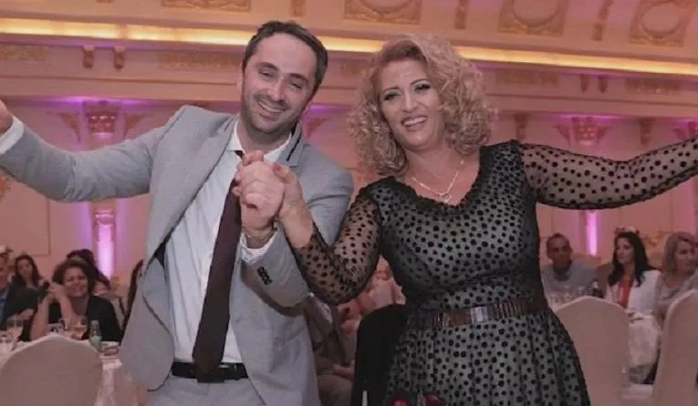 Bëhuni gati: Shkurte Fejza po e marton djalin