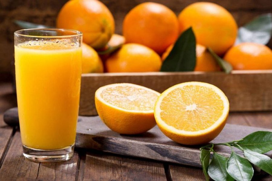 Ja pse duhet të filloni ditën me lëng portokalli