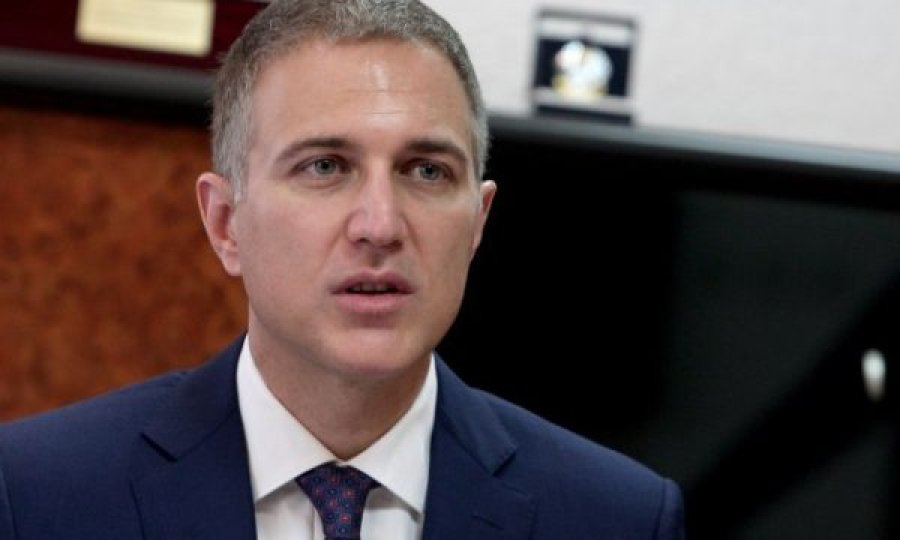 Vazhdon propaganda e Beogradit, Stefanoviq: Vuçiqi do të ketë sukses në “mbrojtjen” e Kosovës