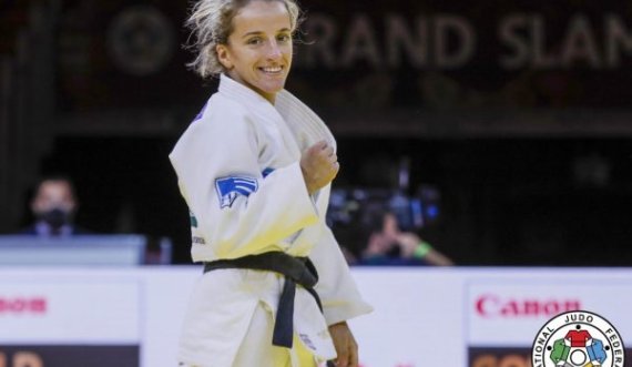Distria Krasniqi e mëson kundërshtaren e saj në gjysmëfinalen e Kampionatit Botëror
