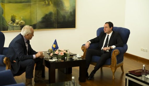 Kurti e Latifi shihen në Qeveri pas dorëheqjes