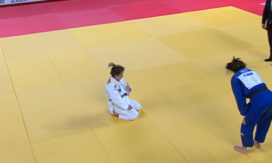 Distria Krasniqi mposhtet në gjysmëfinale, do të garojë për medaljen e bronztë