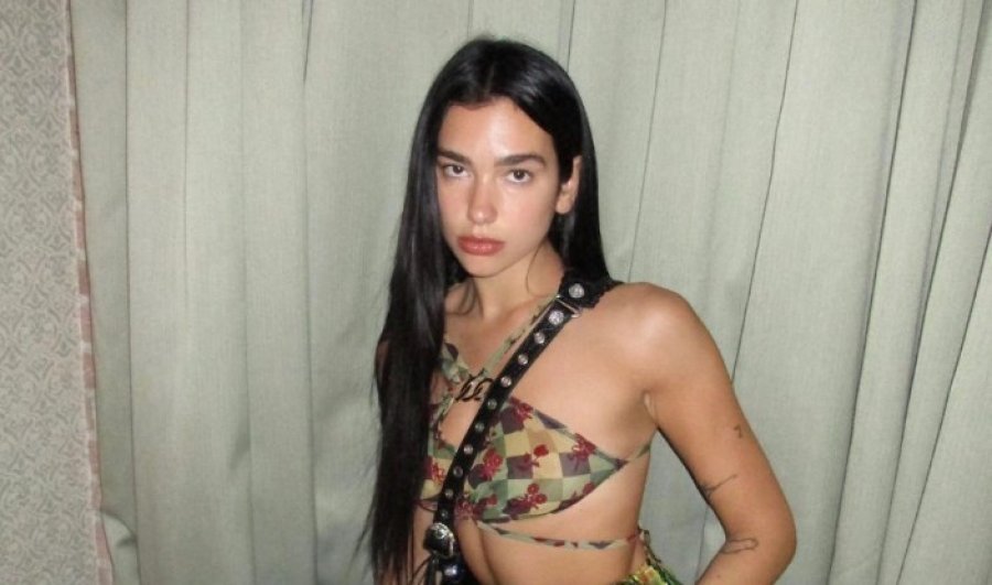 Dua Lipa thotë se ky është viti i parë beqare dhe i pëlqen shumë