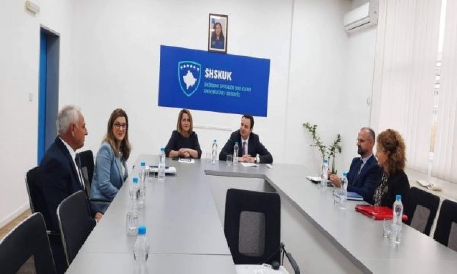 Detaje nga vizita e Kurtit në ShSKUK, përmendi edhe djegien e veturës së shefit të këtij institucioni