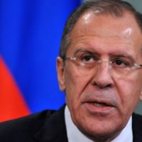 Lavrov: Perëndimi po luan me zjarr