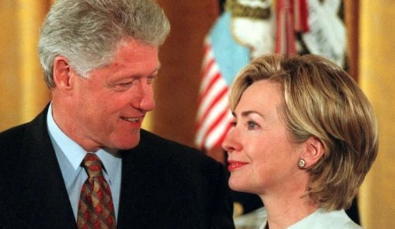 Qendra Presidenciale Clinton kujton vizitën e ish-Presidentit dhe Zonjës së Parë