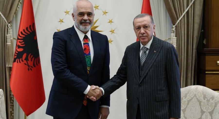 Nënshkruhen marrëveshje dhe memorandume mirëkuptimi mes Shqipërisë dhe Turqisë
