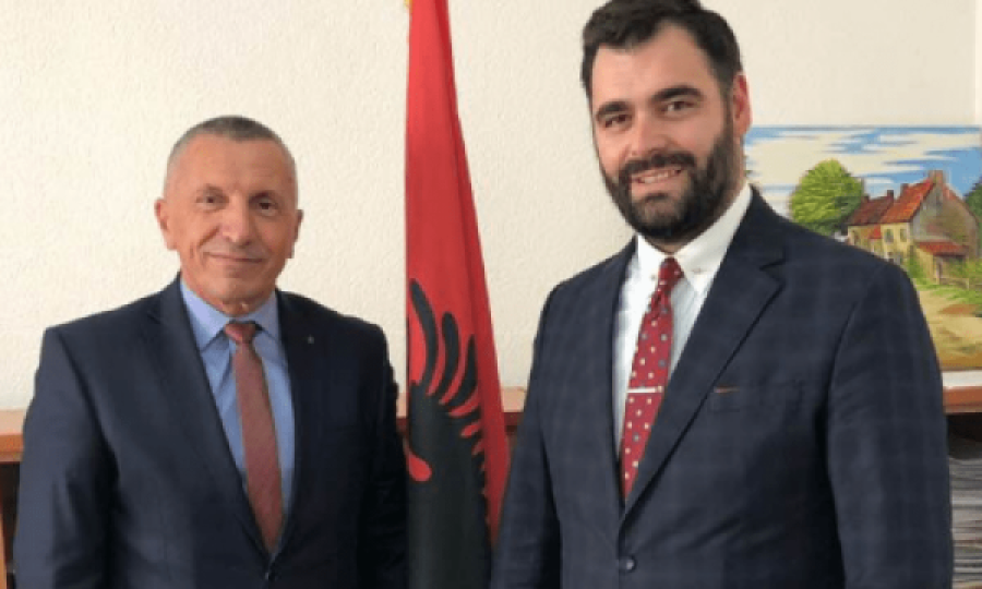 Mustafi dhe Kamberi nisën për në SHBA, shpresojnë që Lugina e Preshvës të bëhet pjesë e agjendës amerikane