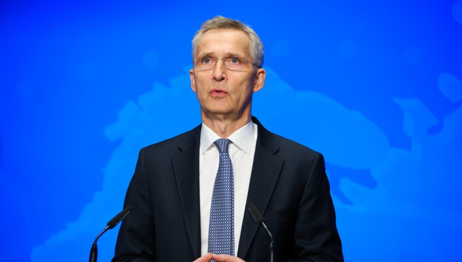 Stoltenberg: Është e dukshme një rritje e tensioneve në Kosovë, jo vetëm për targat