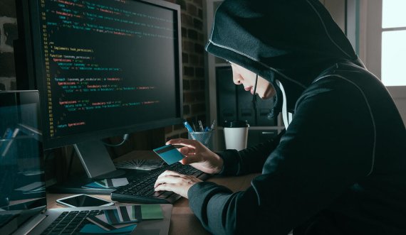 Hakerët vazhdojnë t’ia ‘zbrazin’ llogaritë bankare bizneseve
