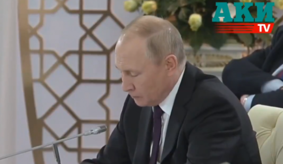Vladimir Putinit i ndodh e papritura në Astana