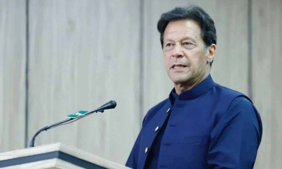 Ish-kryeministri Imran Khan dominon zgjedhjet në Pakistan